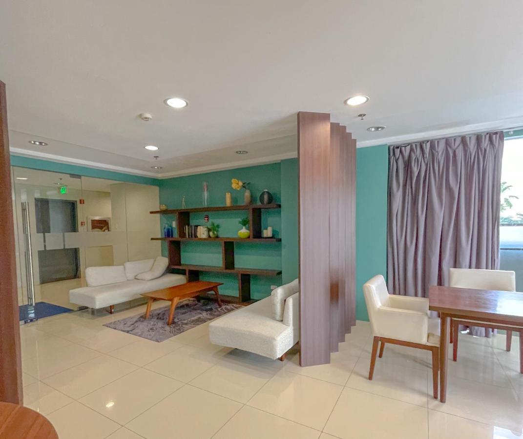 City Center- Balcony Suite Cebu Extérieur photo