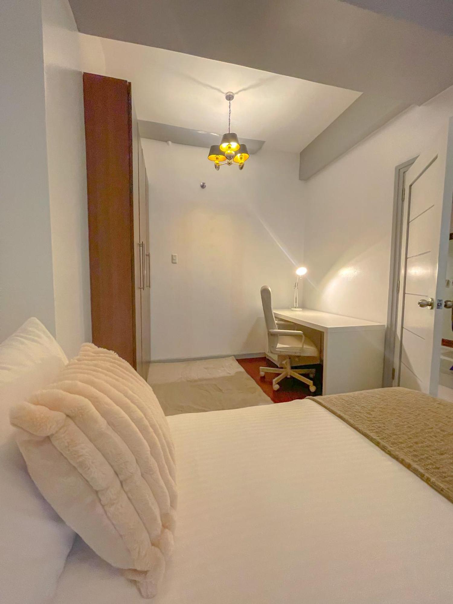 City Center- Balcony Suite Cebu Extérieur photo